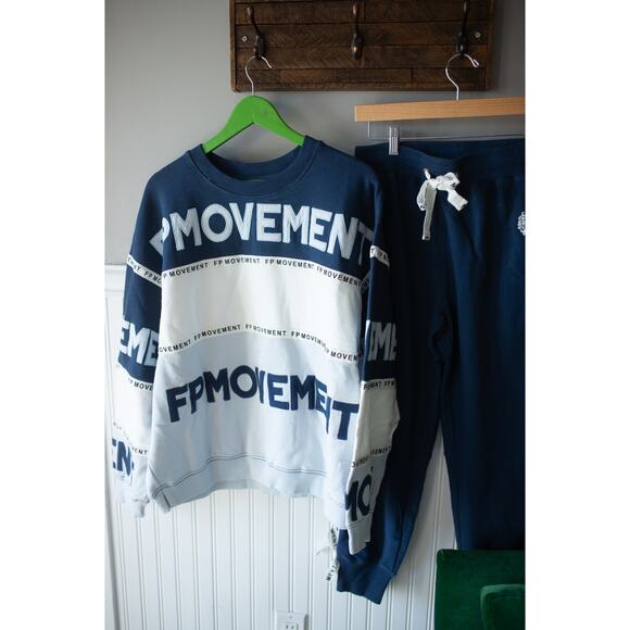 Free People All Star Logo Set Large Sweatshirt and Pants NEW - Picture 4 of 6